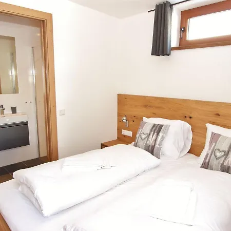 Luxury Chalet Near Ski Area In Zell am See